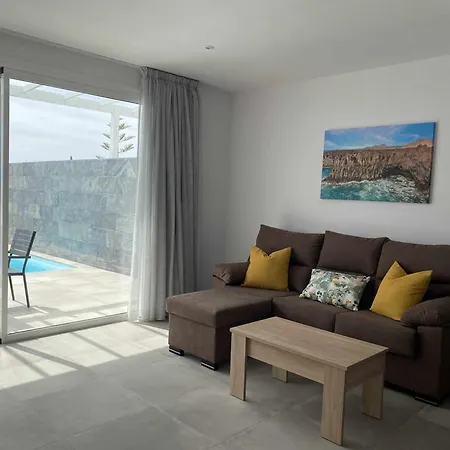 빌라 Imperdible, Con Piscina Y Barbacoa 푸에르토카레로